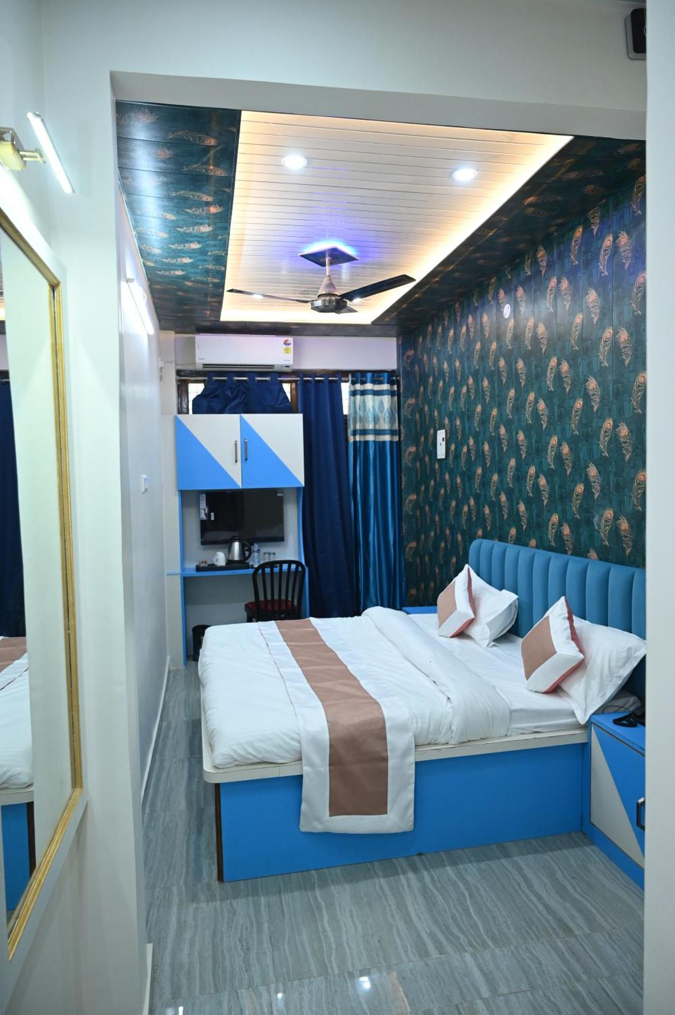 Sun High Stay Luxury Guest House Varanasi Ngoại thất bức ảnh